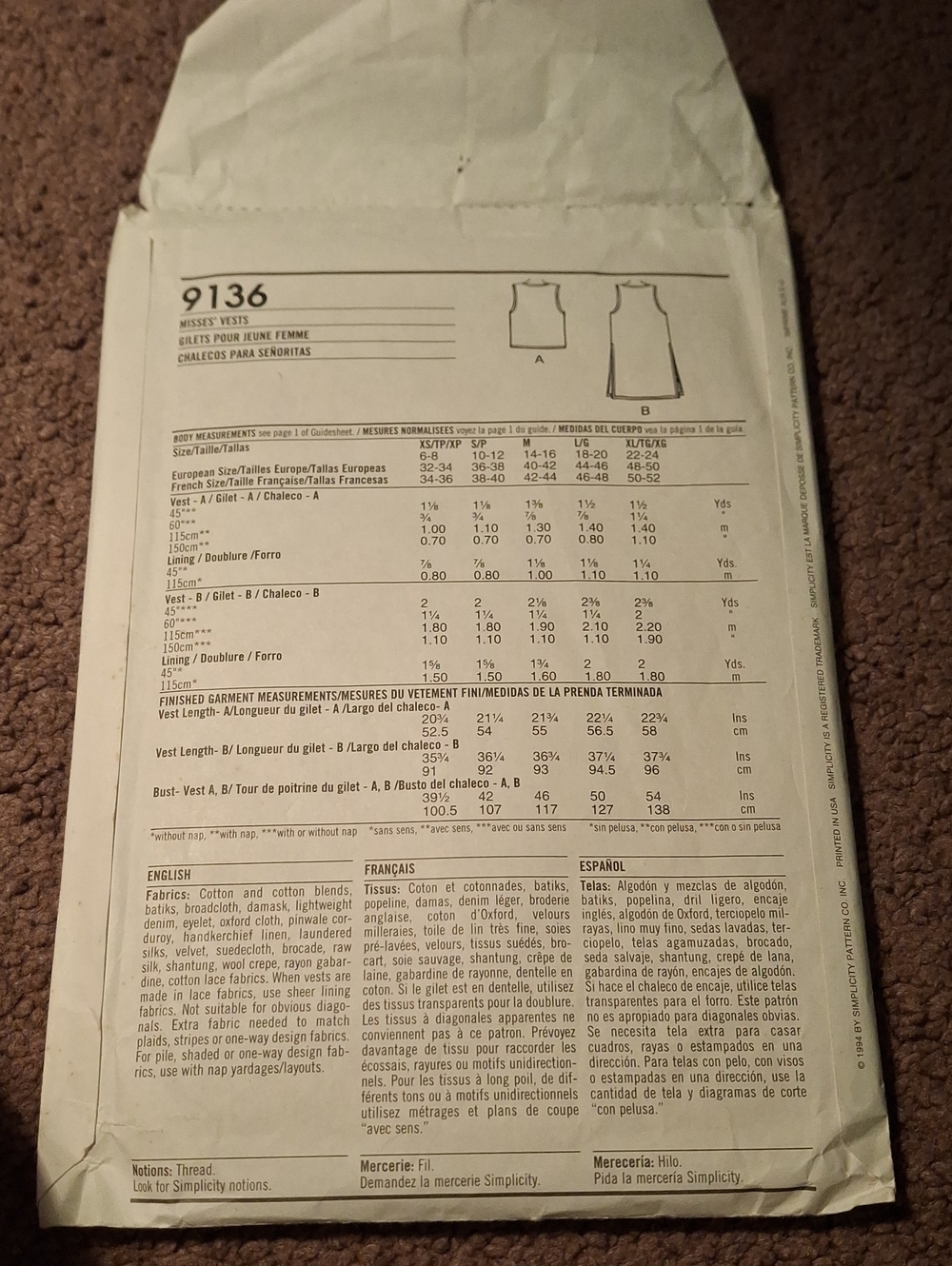 9136 Simplicity Pattern - Picture 2 of 2